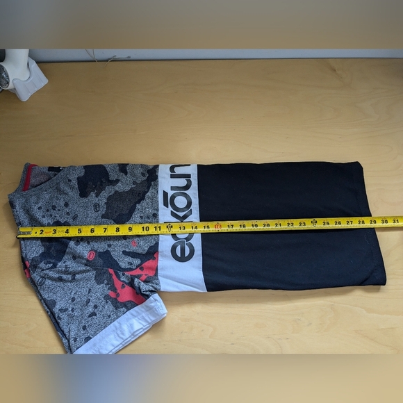 ECKŌ UNLTD Men T Shirt Size XL CAMO Short Sleeve In GREAT Condition - Picture 10 of 10